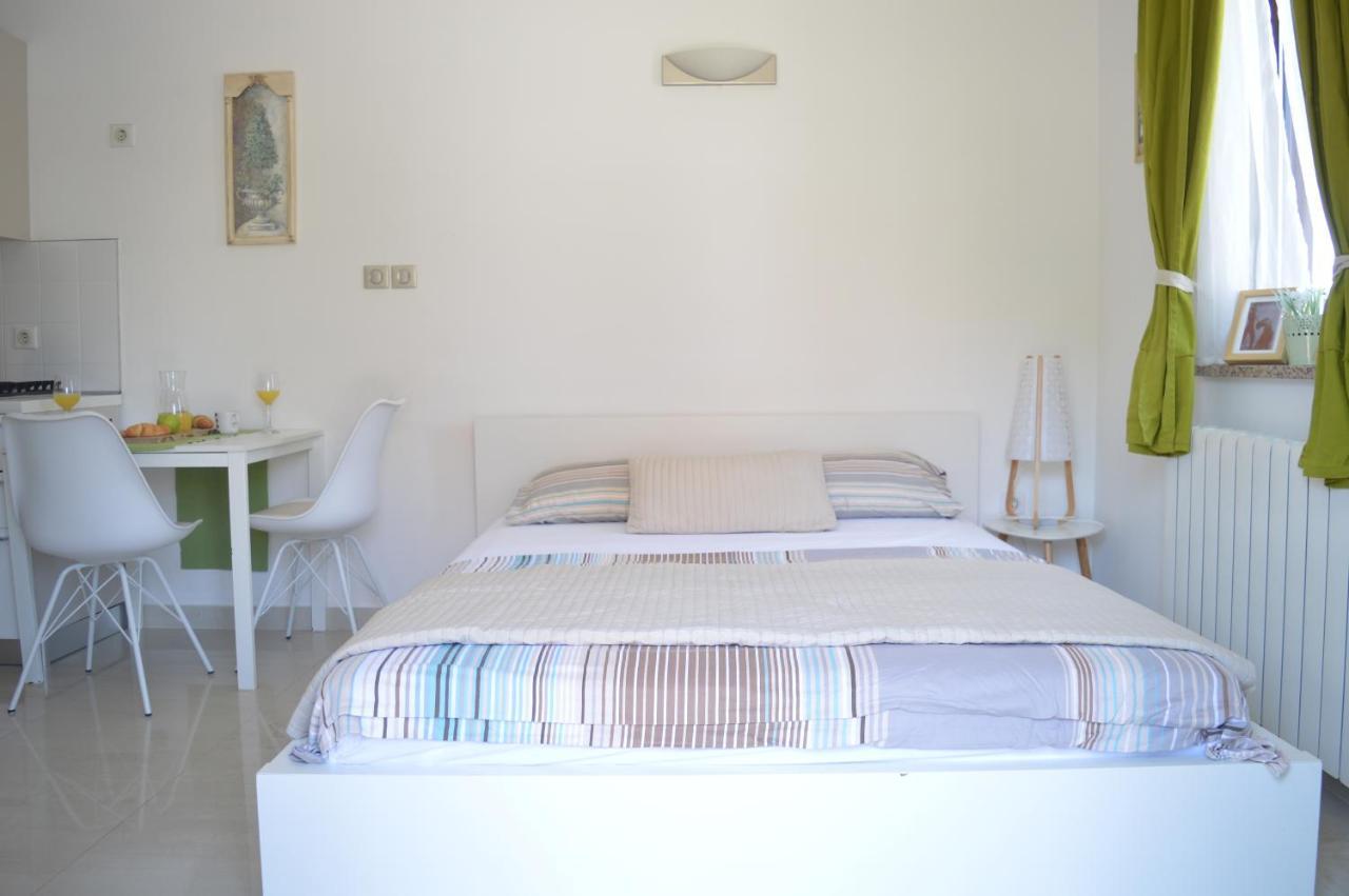 Apartments Villa Alba II Porec Exterior photo